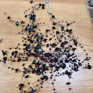 New Womens Scattered Black Beaded Necklace 16"